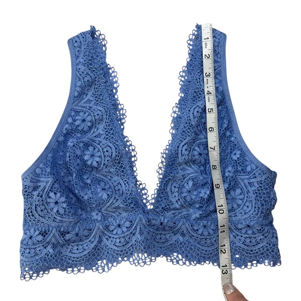 Victoria's Secret Body By Victoria Lace Bralette Size Medium Floral Light Blue - Picture 3 of 6